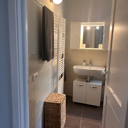 Apartment Familienfreundliche Grosse Mit Viel Aussenraum *