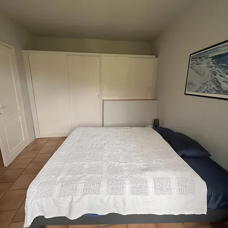 Apartment Familienfreundliche Grosse Mit Viel Aussenraum *